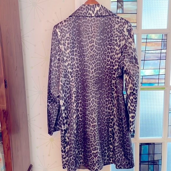 Tahari  animal print trench coat. - Picture 2 of 7